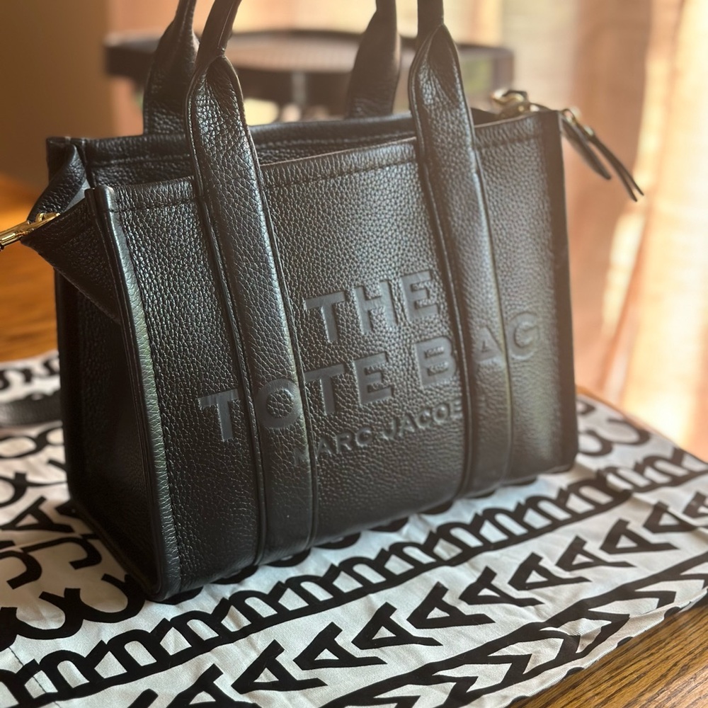 Authentic Marc Jacob’s tote bag